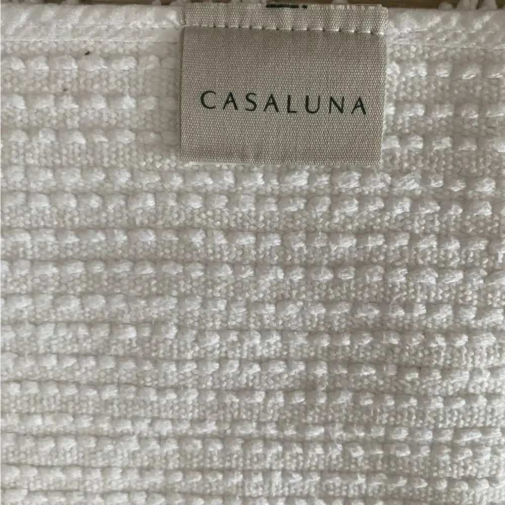 Casaluna Textured White Bath Mat 21x32” Rug
